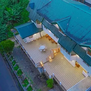  Hotel Blue Moon Residency
